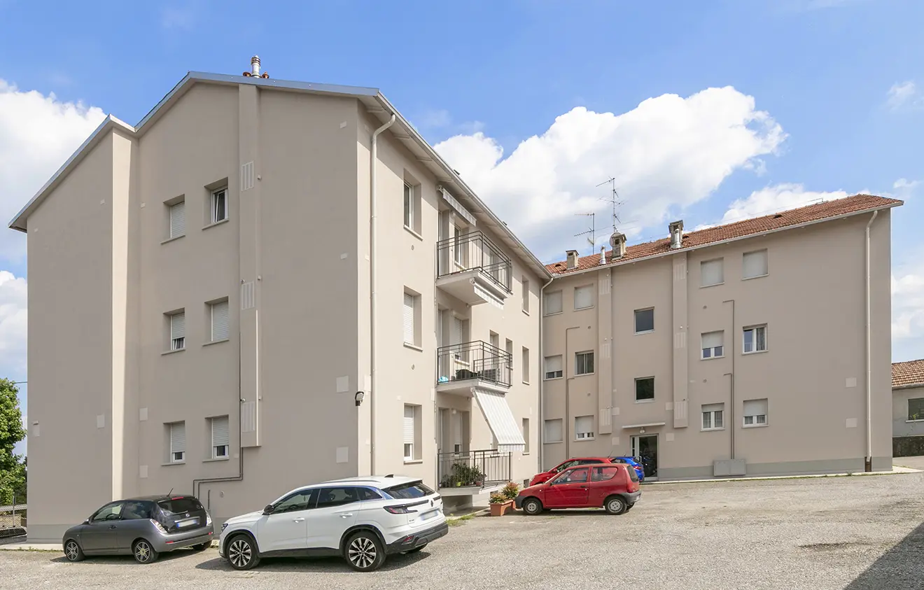 Ecobonus 2024 - Interventi Effettuati: Isolamento a cappotto, sostituzione di serramenti e tapparelle e portoncini di ingresso, sostituzione impianti di climatizzazione invernale centralizzato con aggiunta della building automation, installazione tende da sole.
